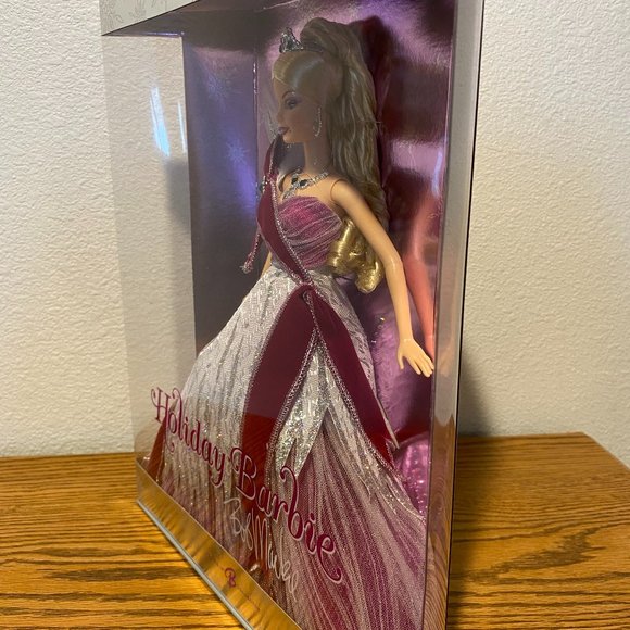 Vintage "2005" Bob Mackie Holiday Barbie - Picture 8 of 11